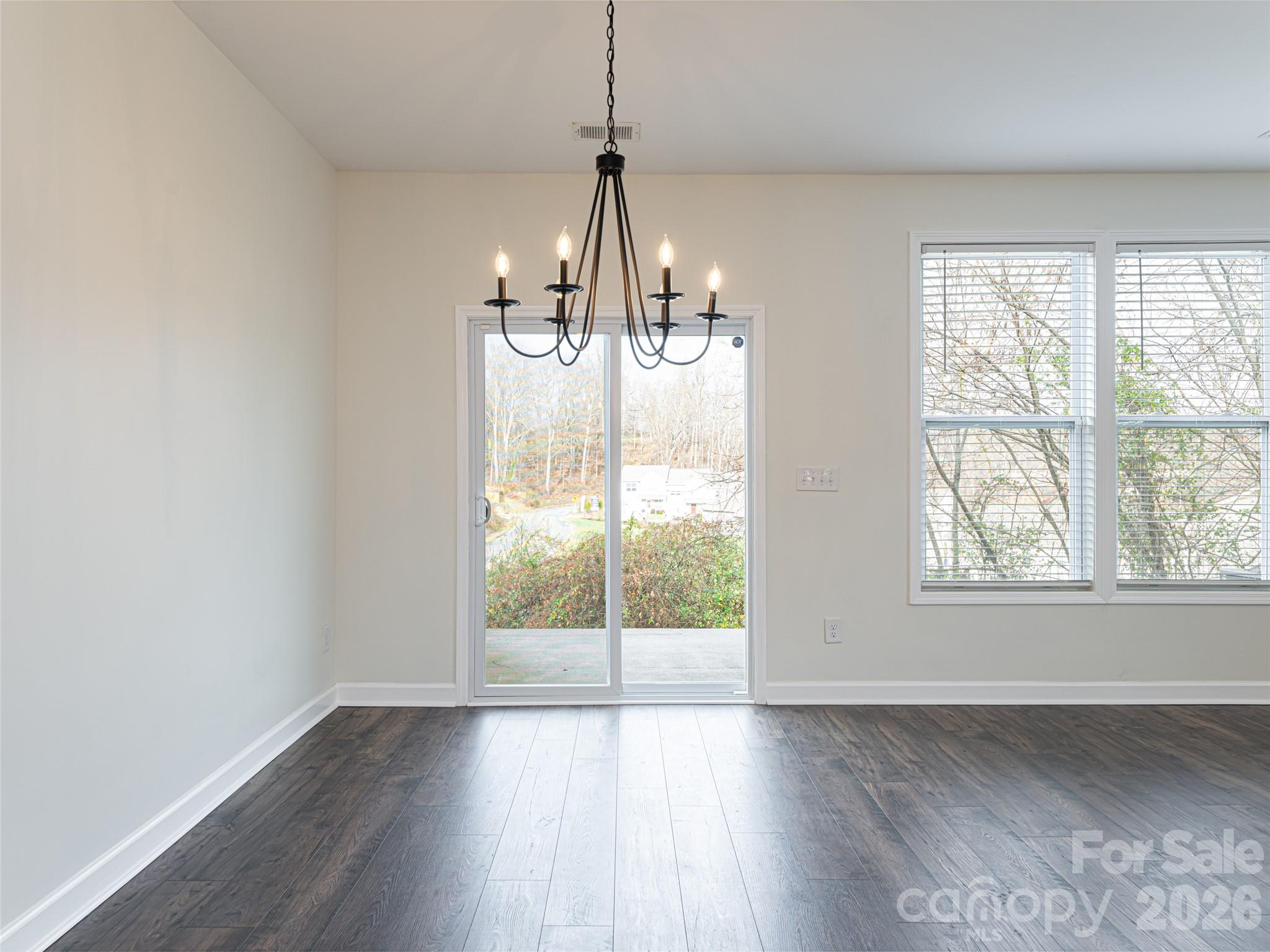 610 Santa Clara Drive — Asheville
