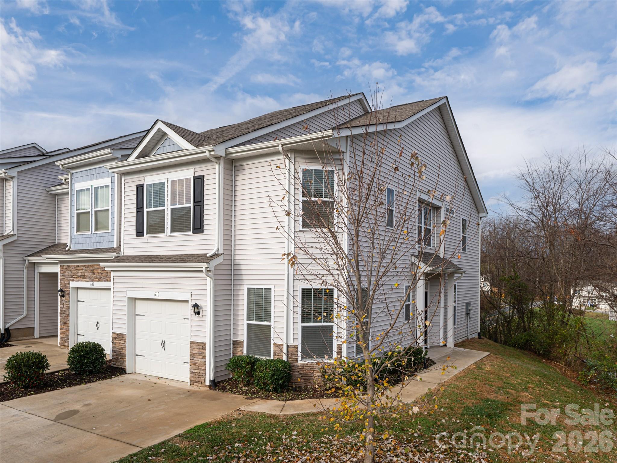 610 Santa Clara Drive — Asheville