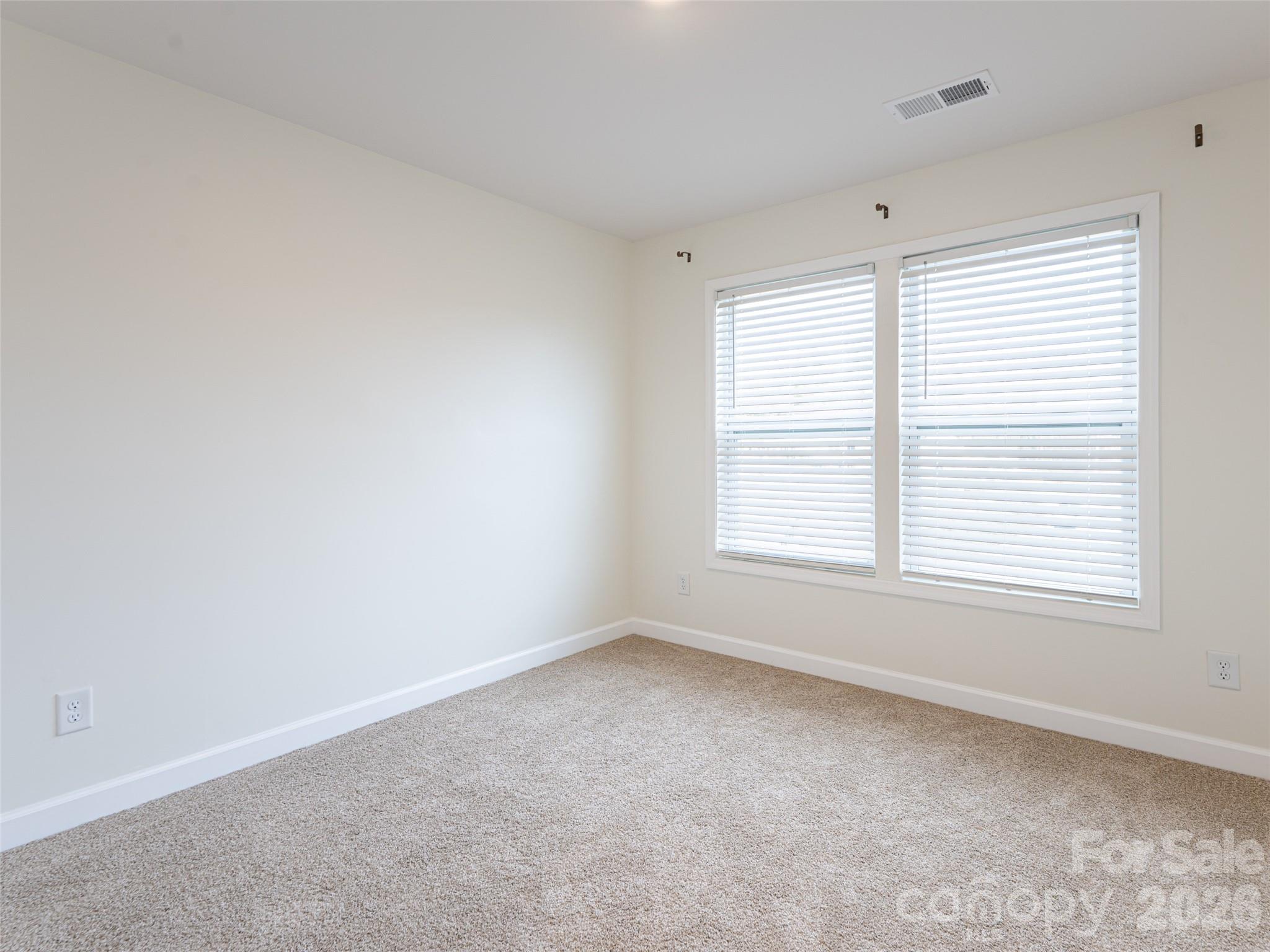 610 Santa Clara Drive — Asheville