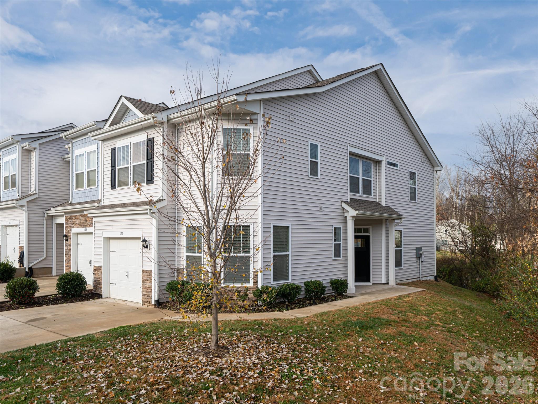 610 Santa Clara Drive — Asheville