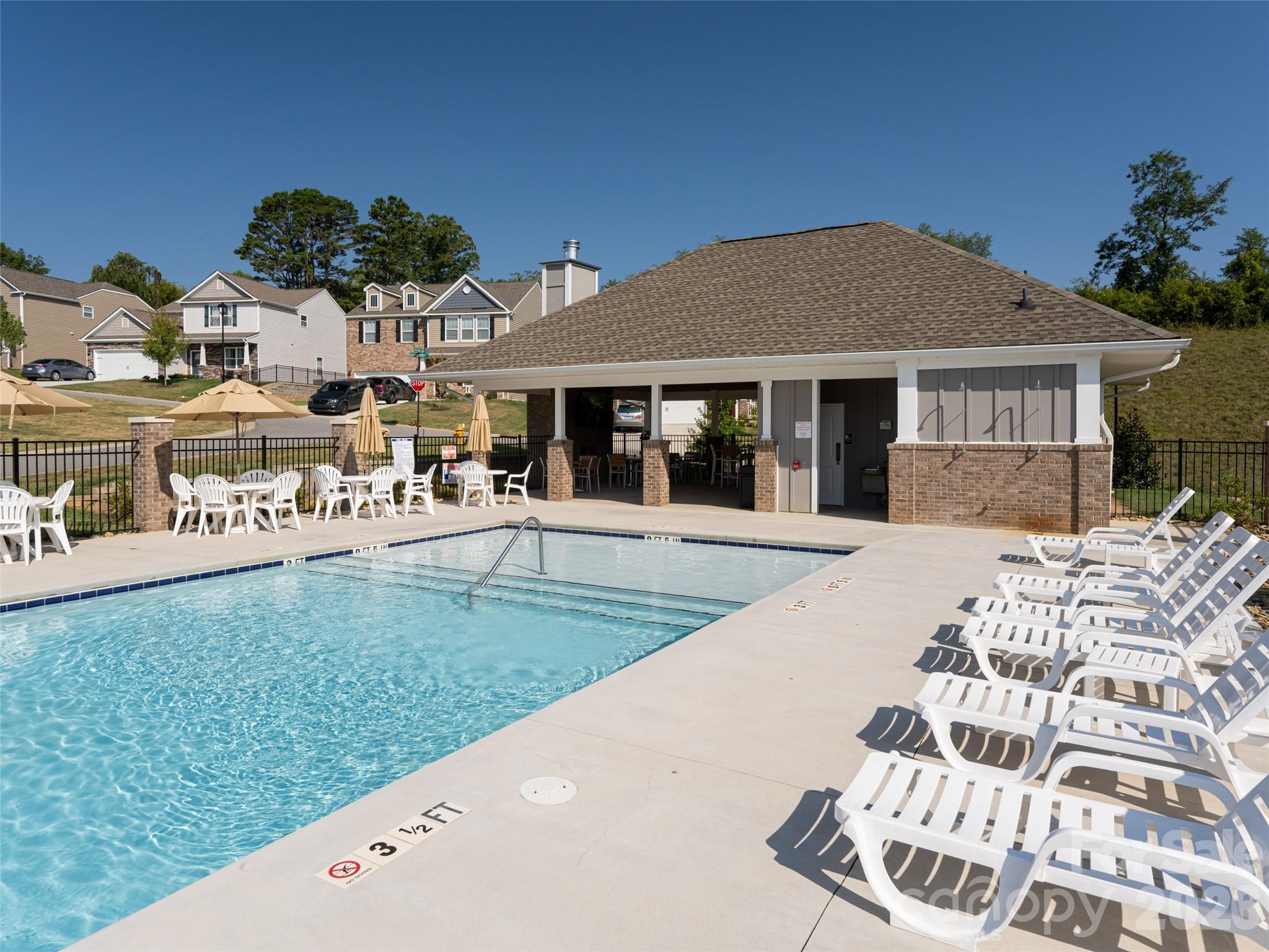 610 Santa Clara Drive — Asheville