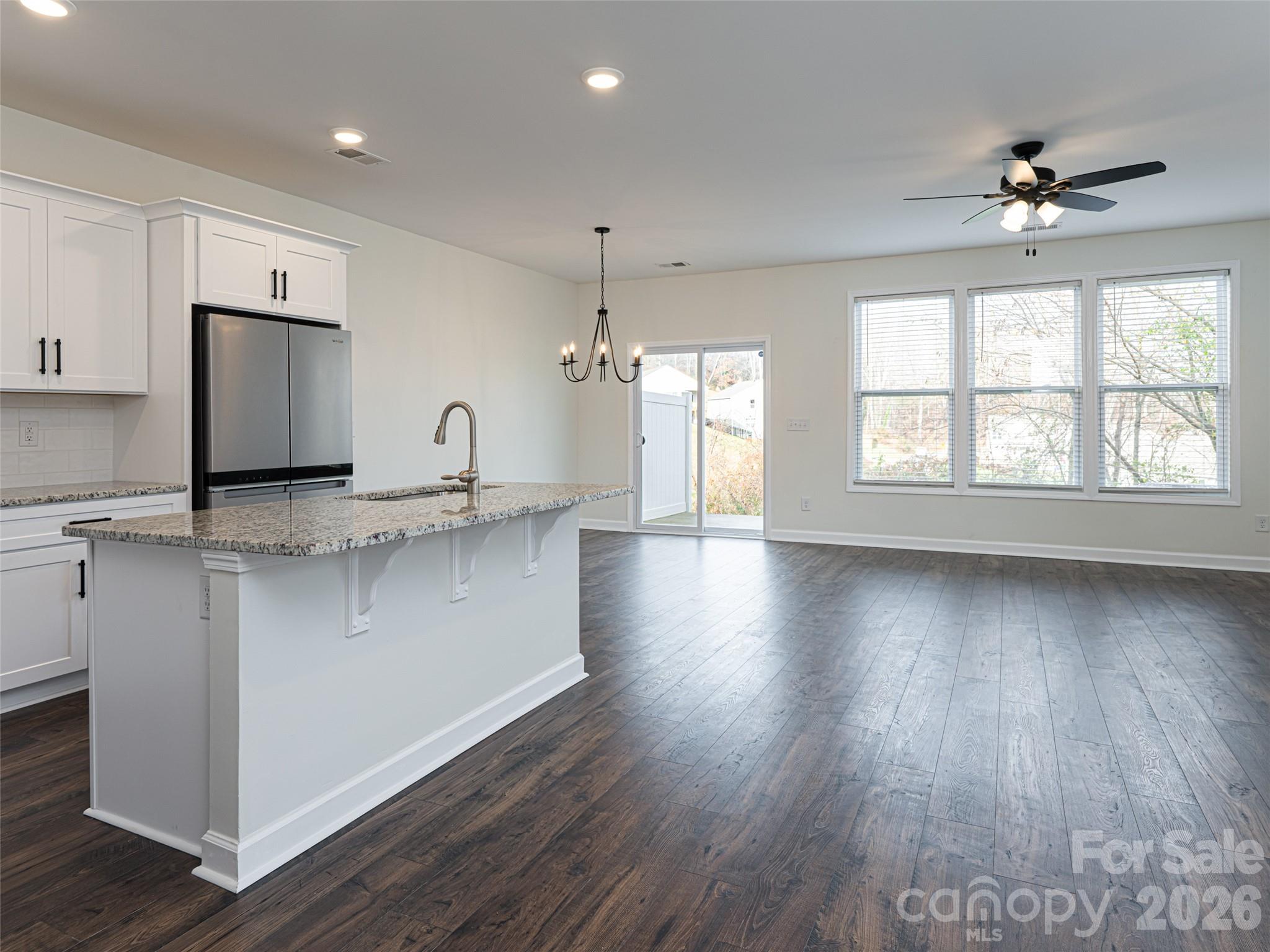 610 Santa Clara Drive — Asheville
