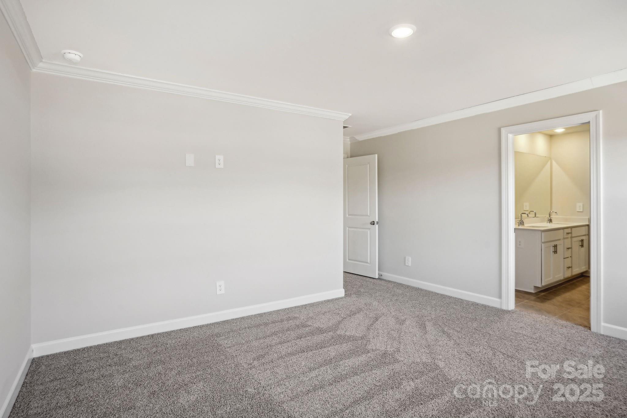 5033 Poplin Valley — Cherryville