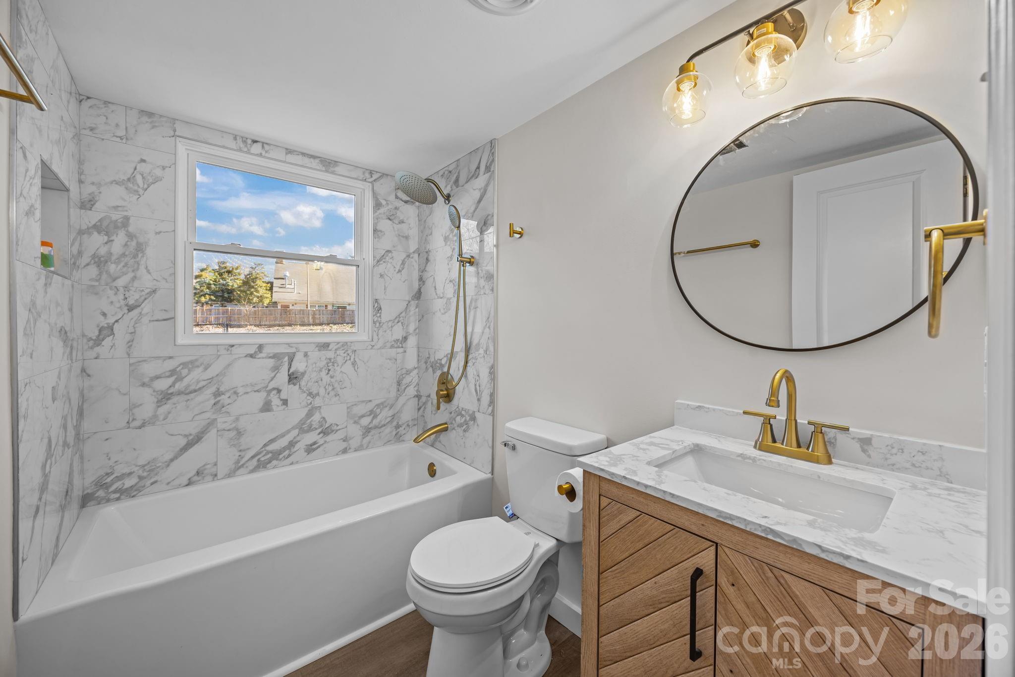 5324 Cheval Place — Charlotte
