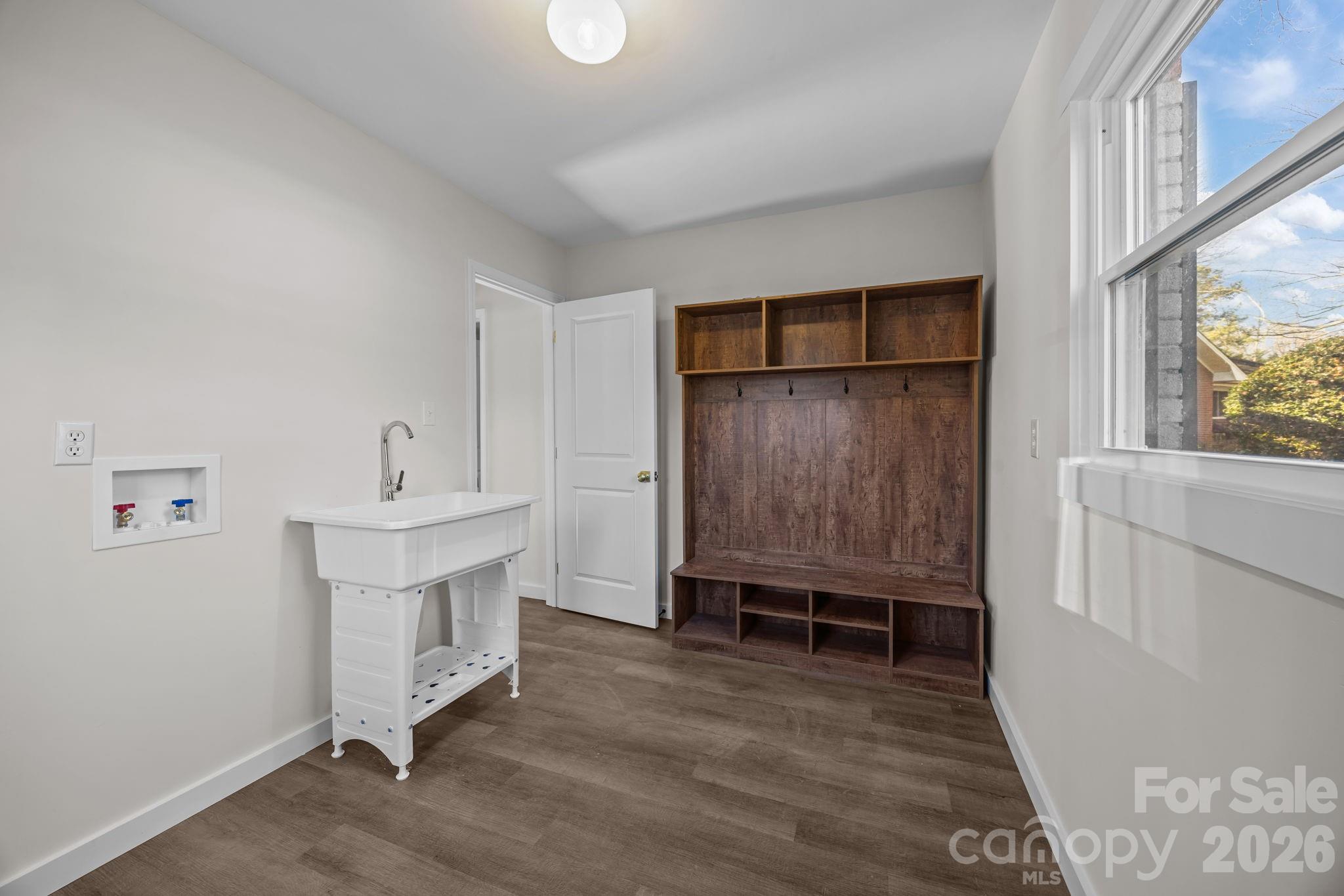 5324 Cheval Place — Charlotte