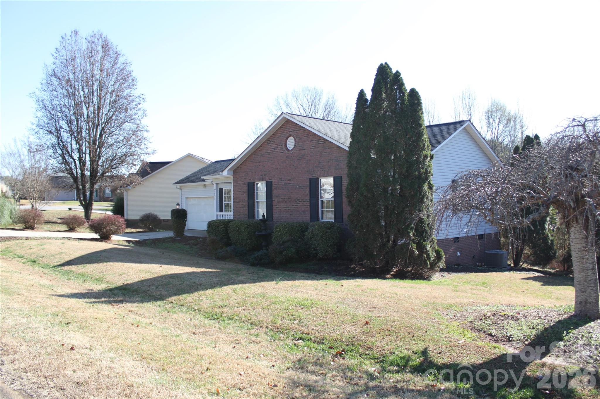 711 Braemore Court NW — Conover