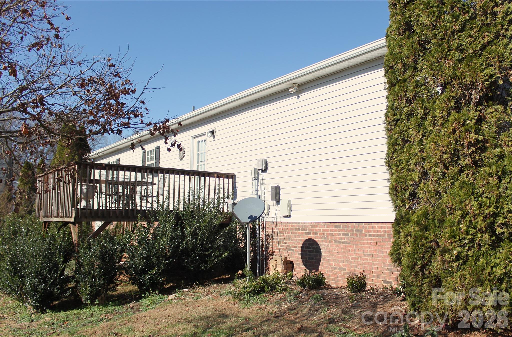 711 Braemore Court NW — Conover