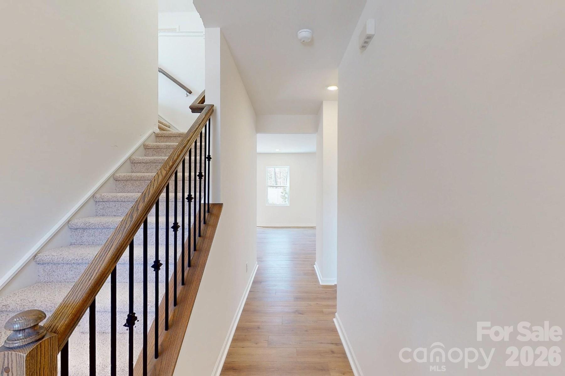 500 Willoughby Park Drive — Monroe
