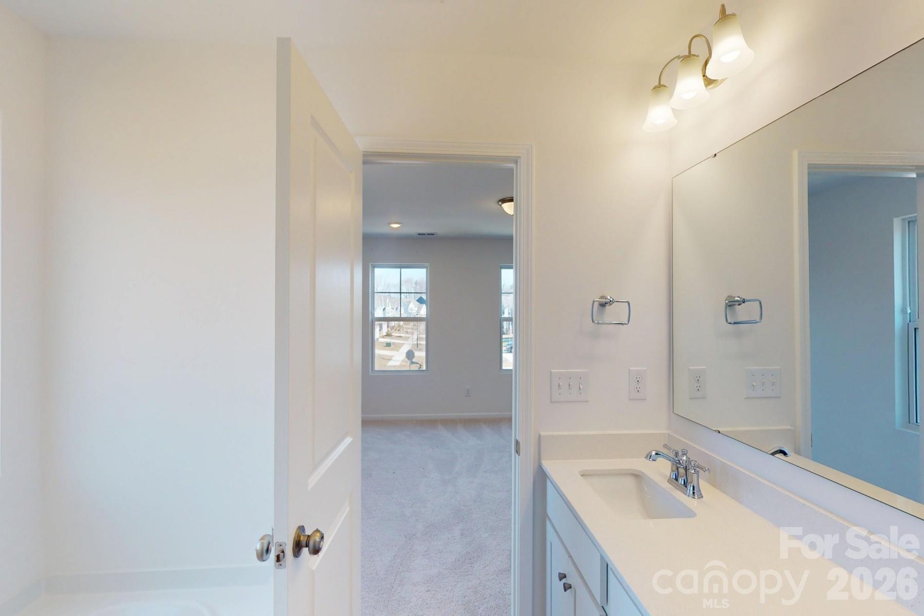 500 Willoughby Park Drive — Monroe