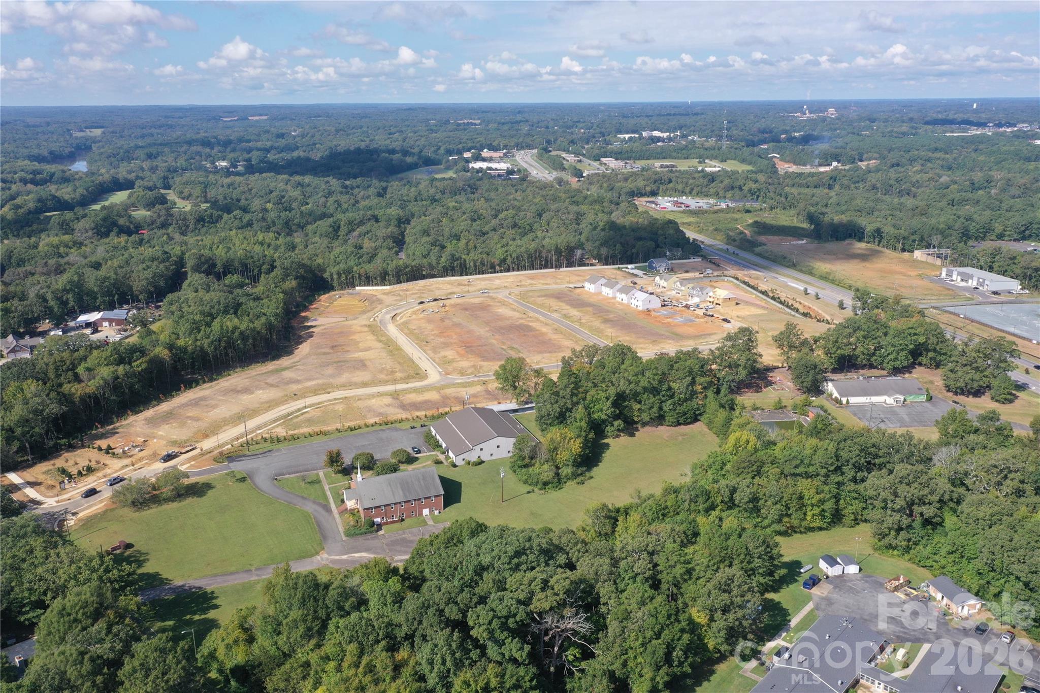 500 Willoughby Park Drive — Monroe