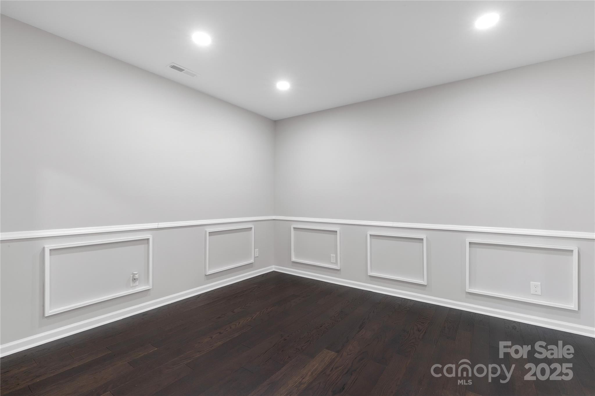 11228 Island View Lane — Lancaster