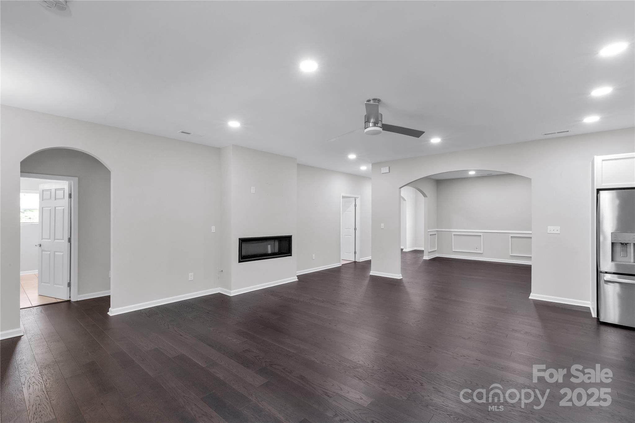 11228 Island View Lane — Lancaster