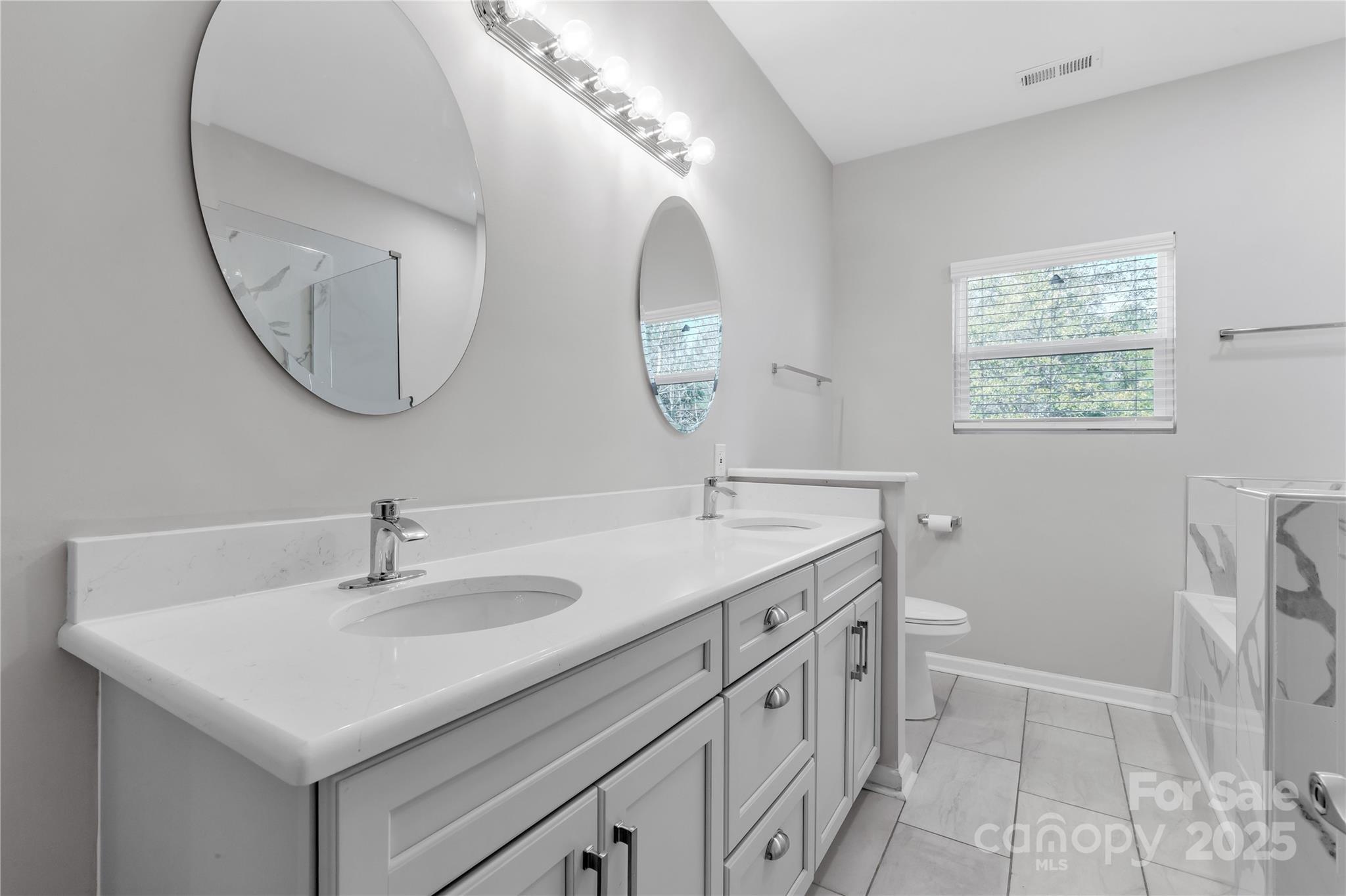 11228 Island View Lane — Lancaster