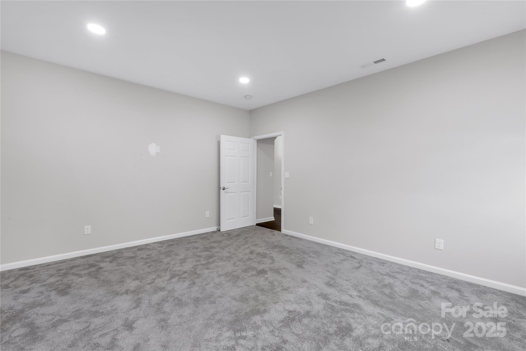 11228 Island View Lane — Lancaster