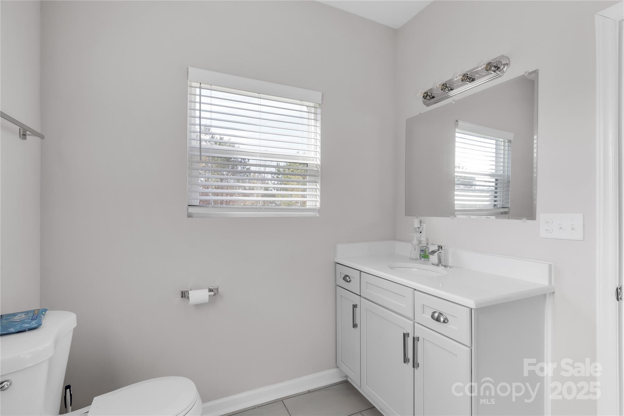 11228 Island View Lane — Lancaster