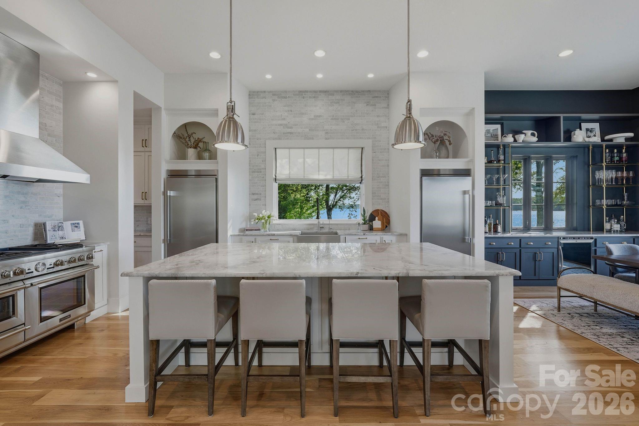 16525 Forest Home Road — Charlotte