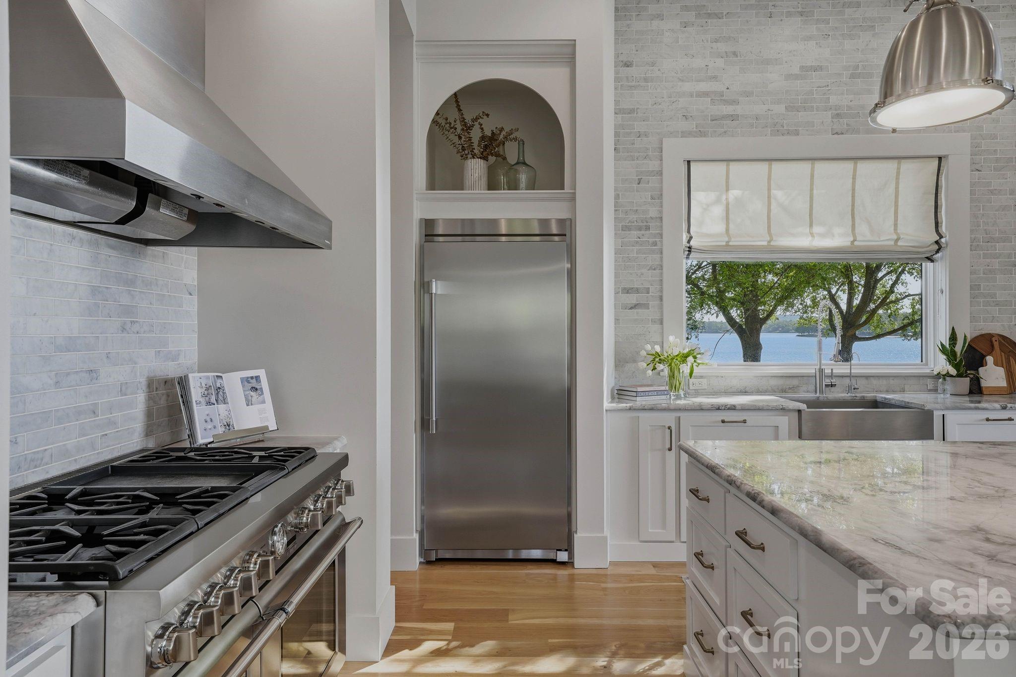 16525 Forest Home Road — Charlotte