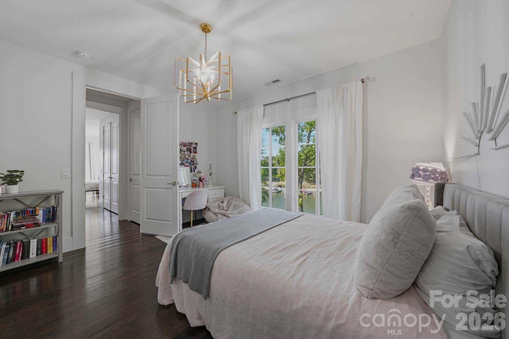 16525 Forest Home Road — Charlotte