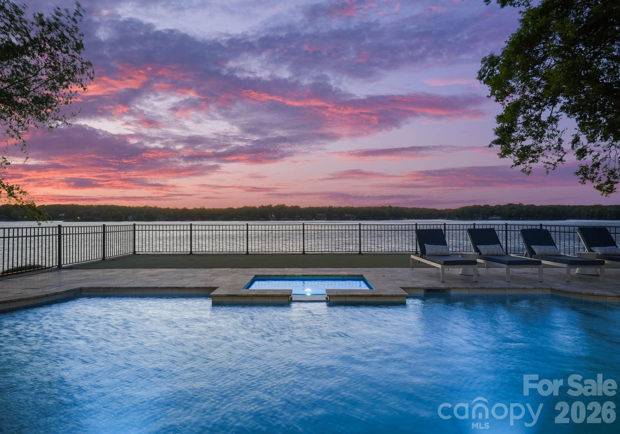 16525 Forest Home Road — Charlotte