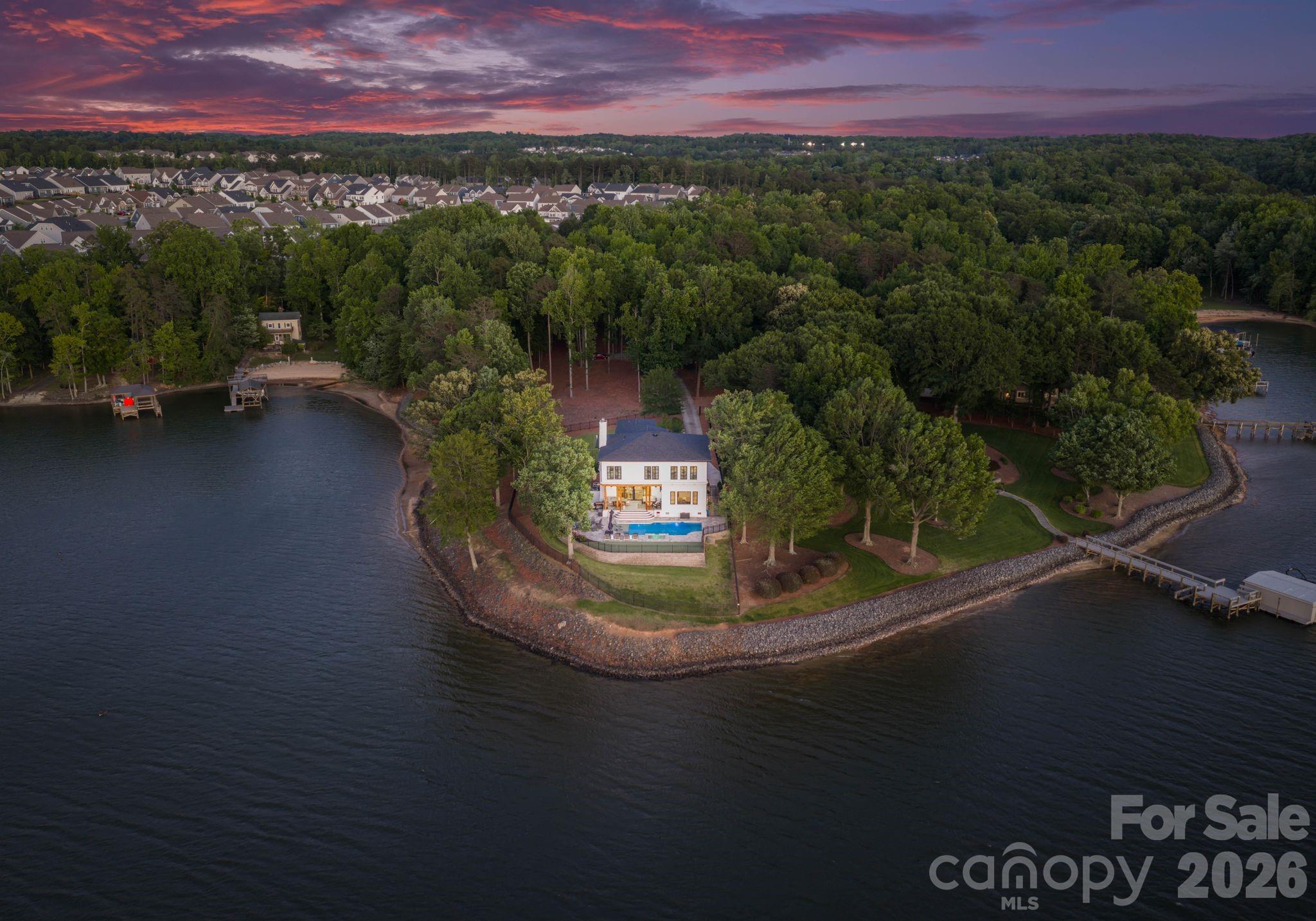 16525 Forest Home Road — Charlotte