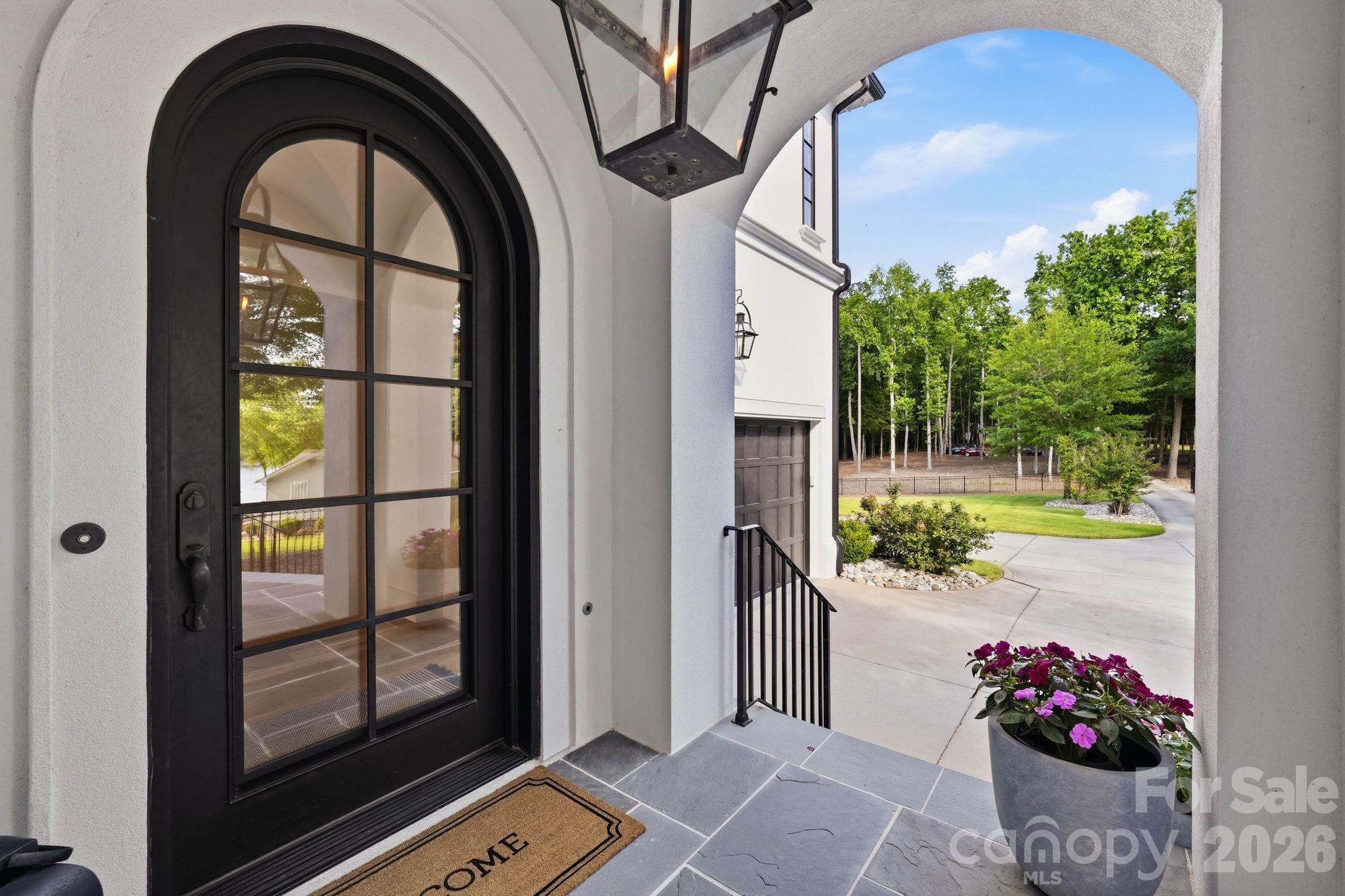 16525 Forest Home Road — Charlotte