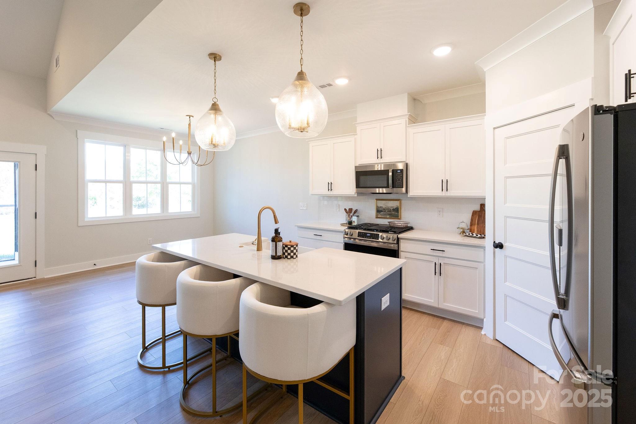 3046 Meadowcrest Drive #69 — Clover
