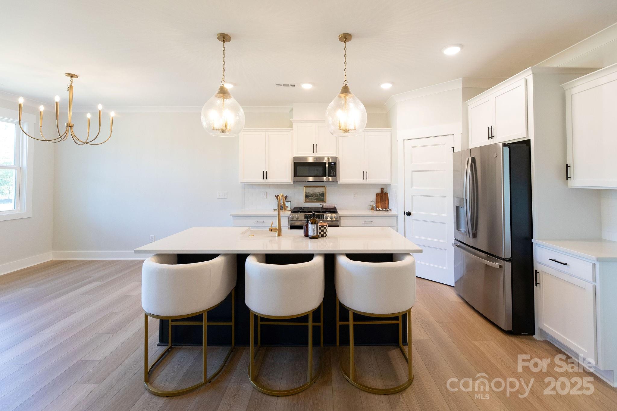3046 Meadowcrest Drive #69 — Clover