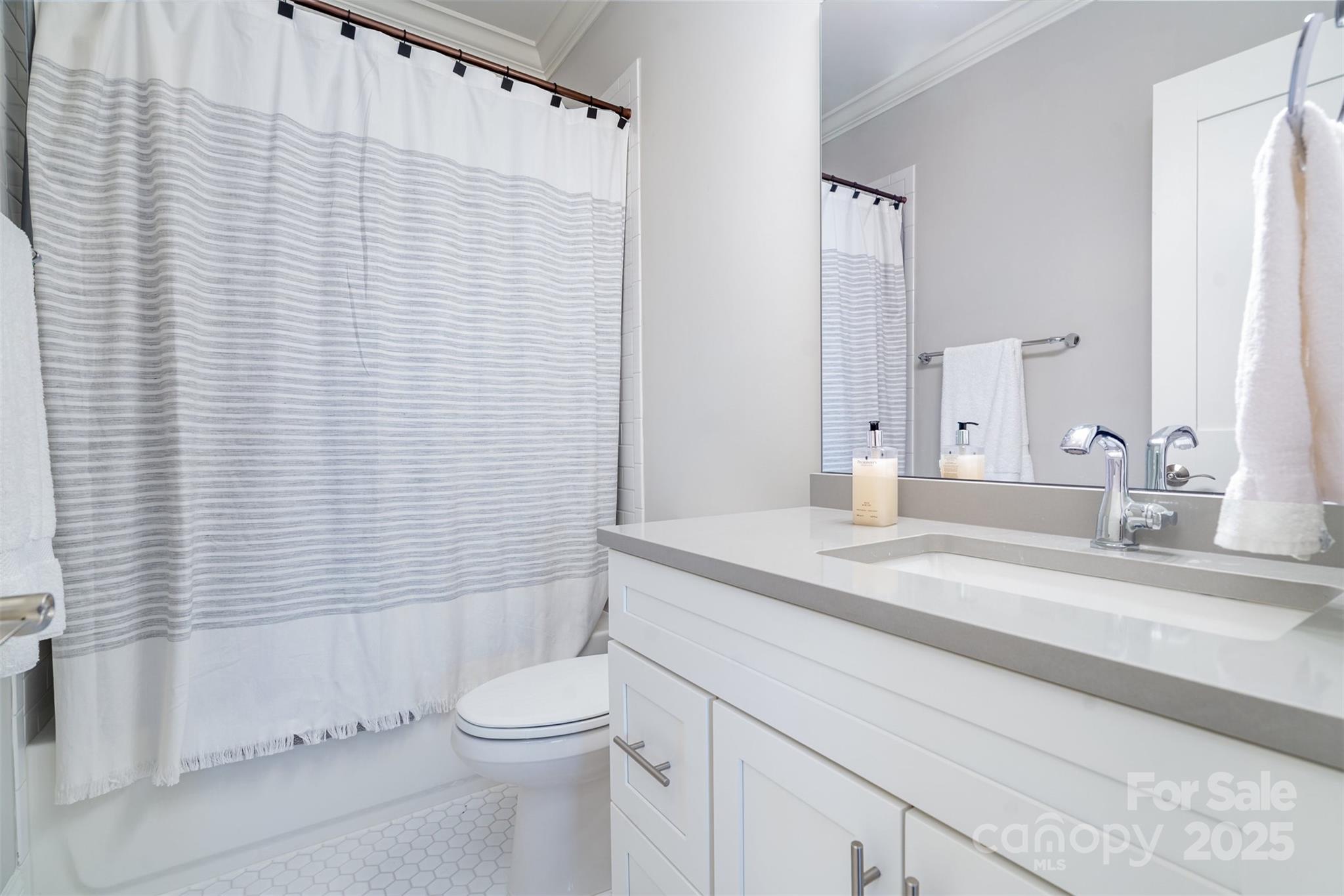 119 Thorncote Place — Charlotte