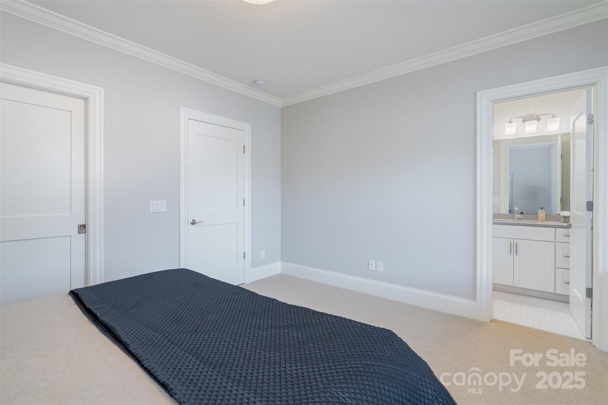119 Thorncote Place — Charlotte