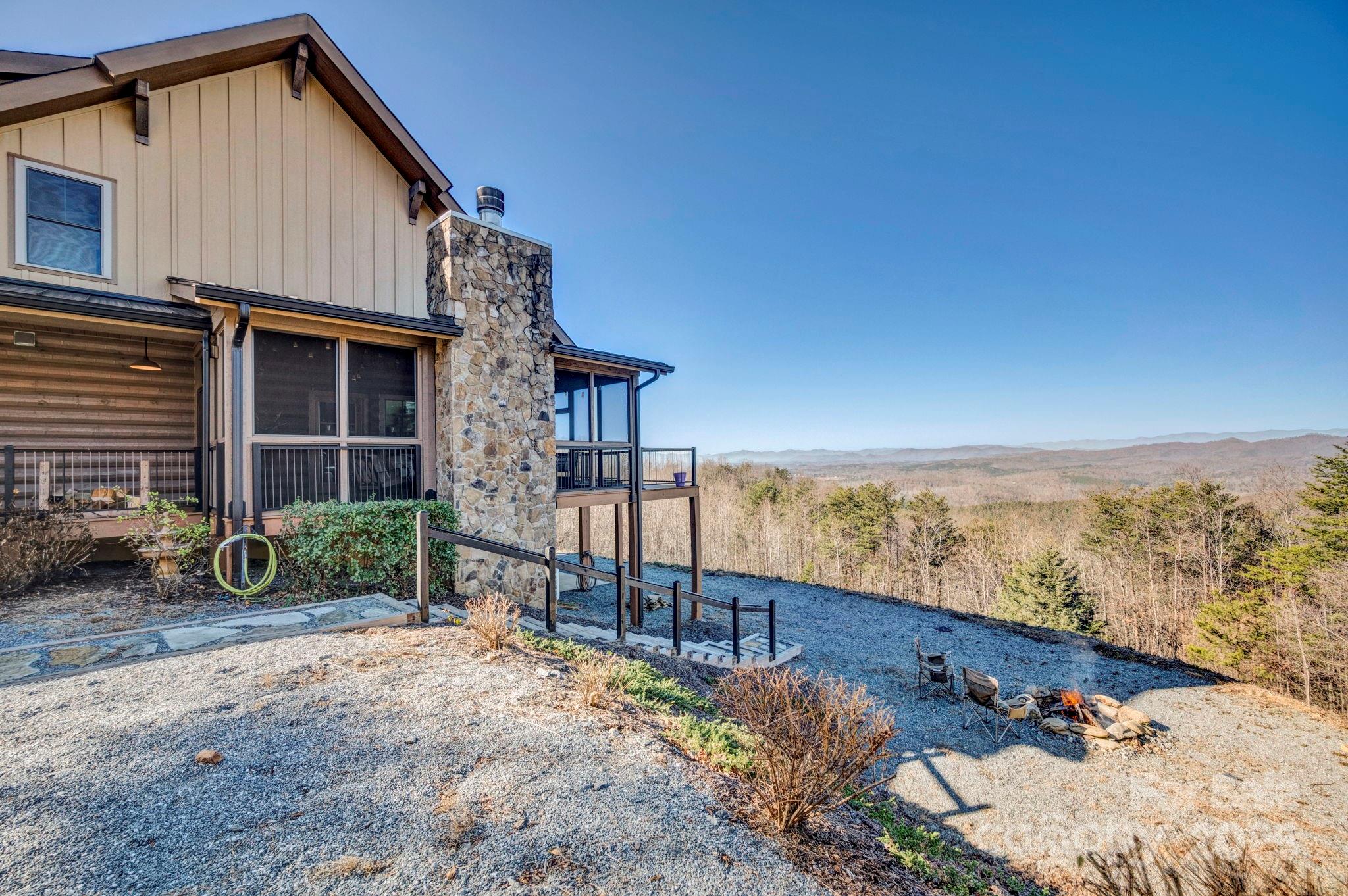 146 Sarinac Drive — Bostic