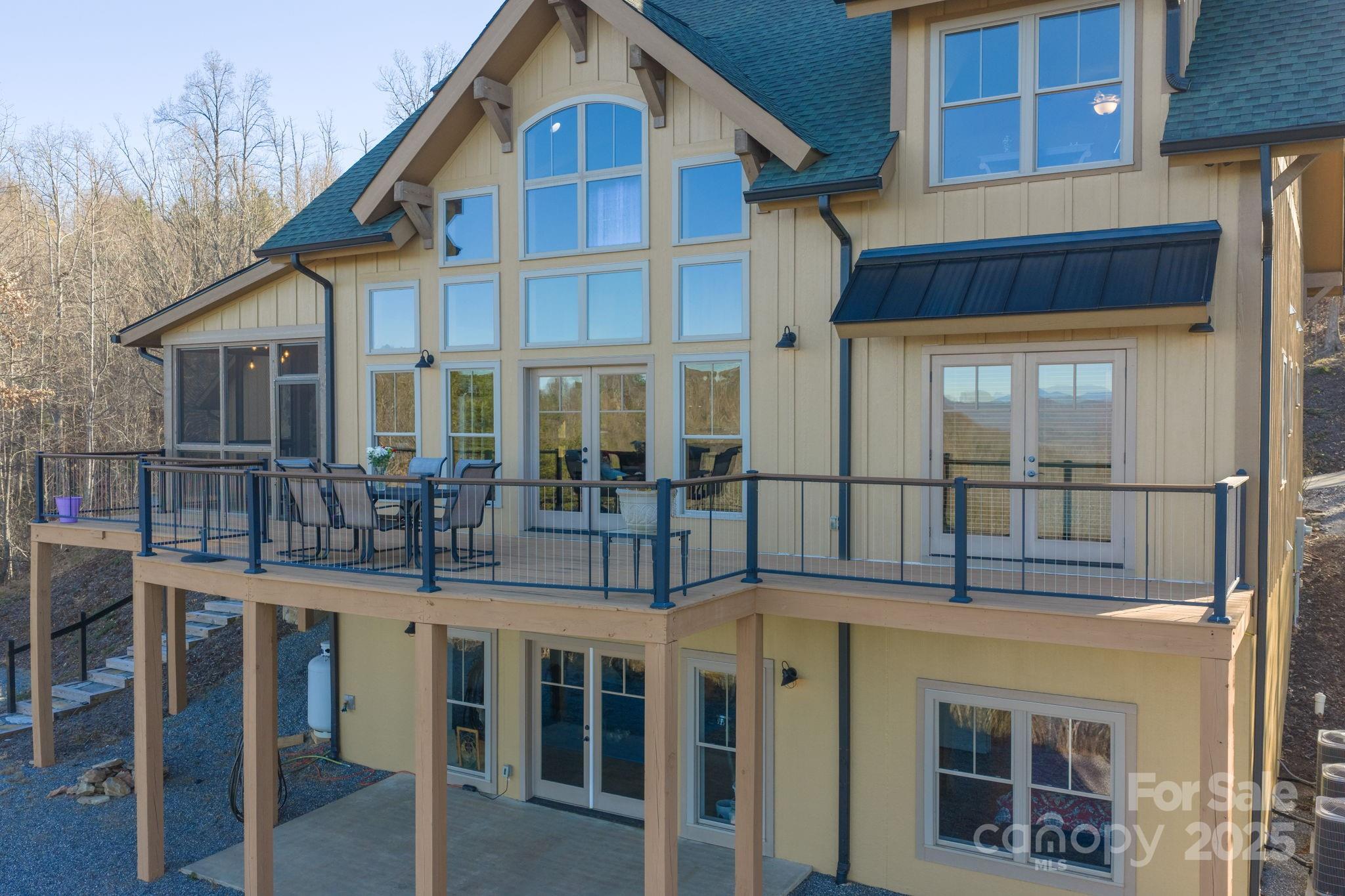 146 Sarinac Drive — Bostic