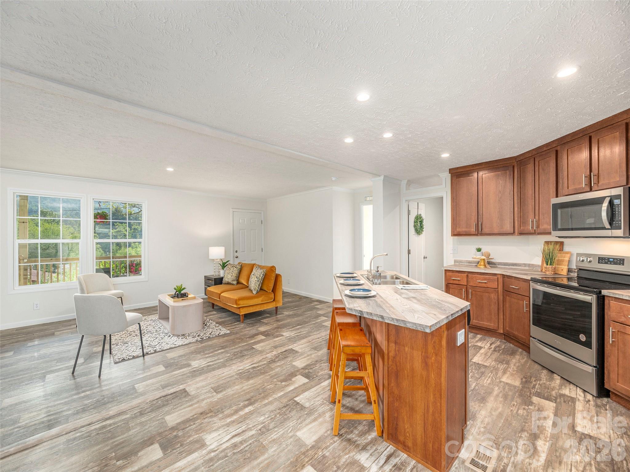15 Joe Davis Road — Sylva