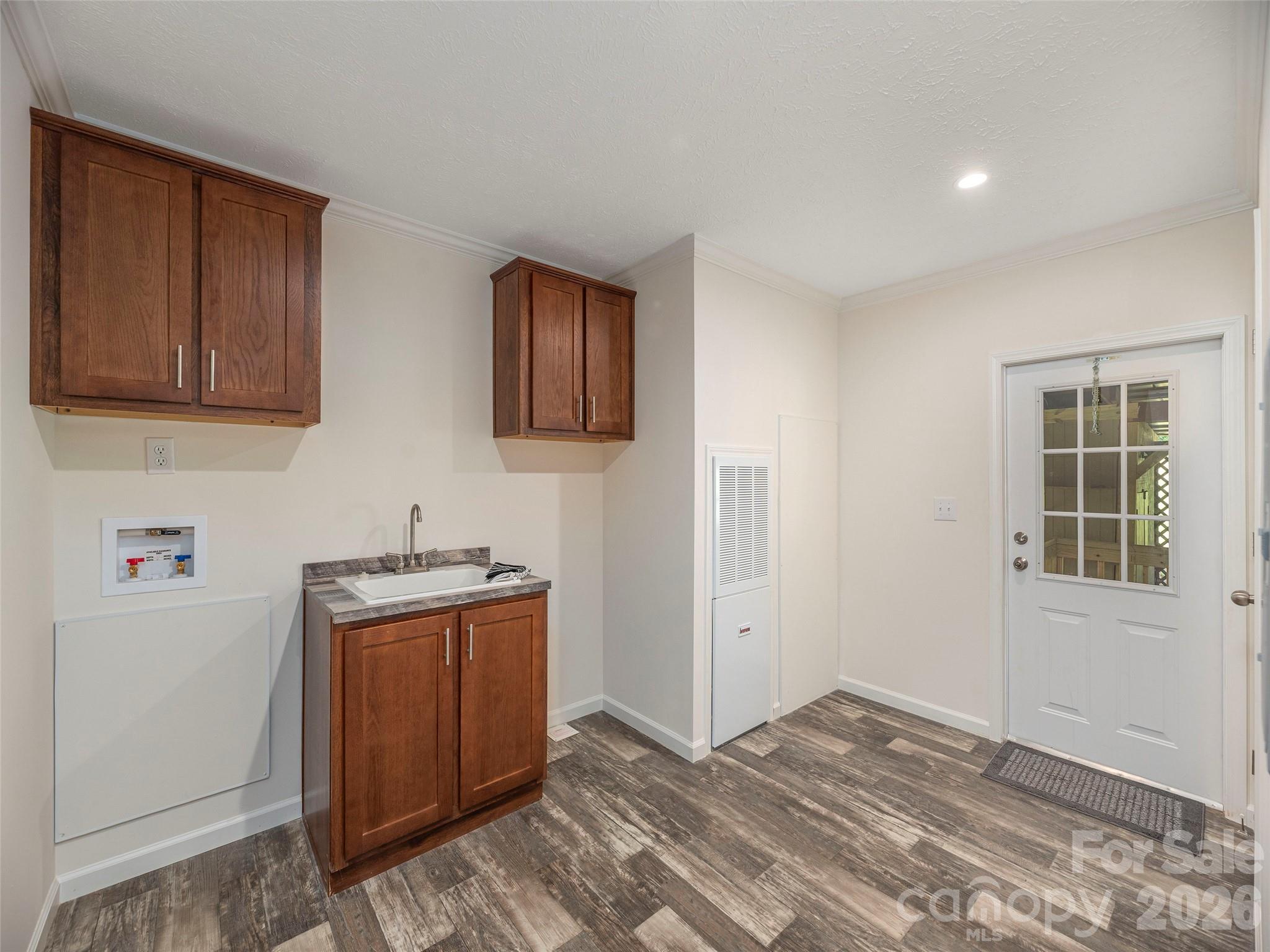 15 Joe Davis Road — Sylva
