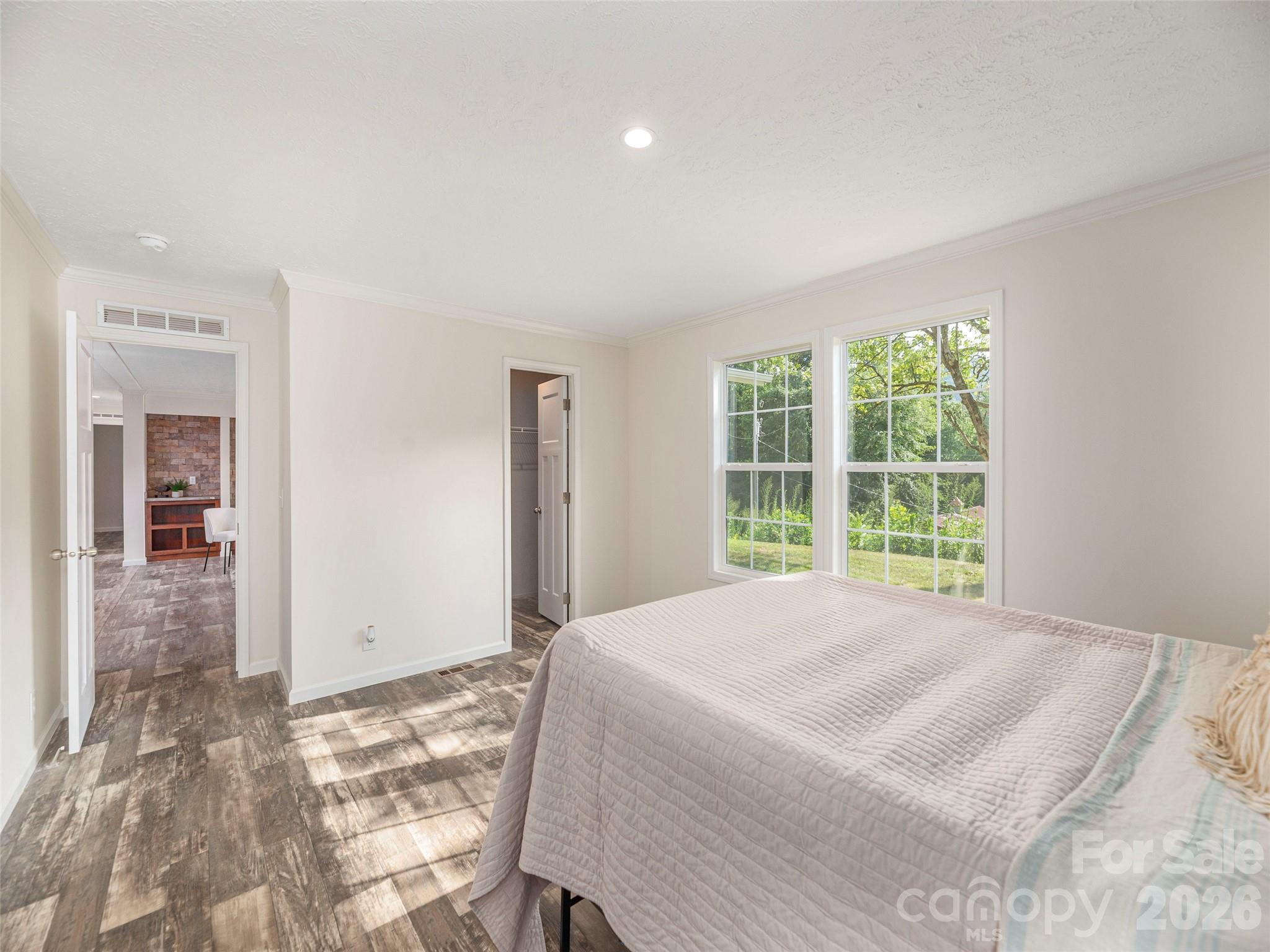 15 Joe Davis Road — Sylva