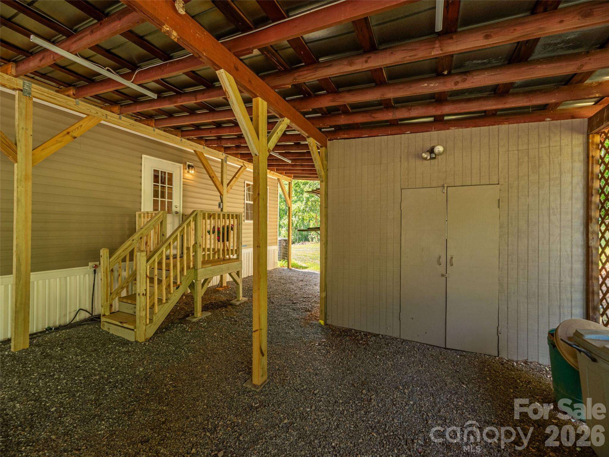 15 Joe Davis Road — Sylva