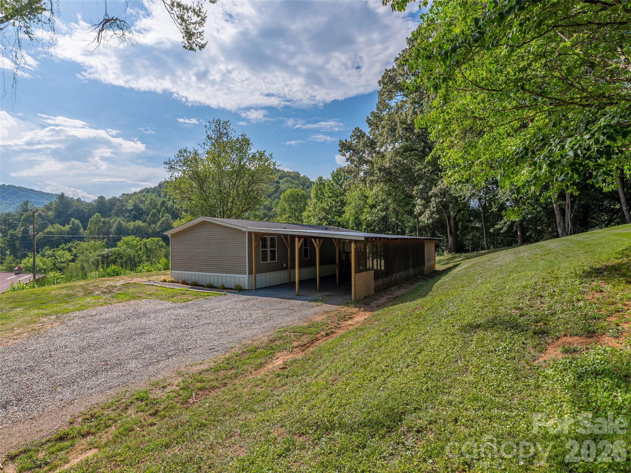 15 Joe Davis Road — Sylva
