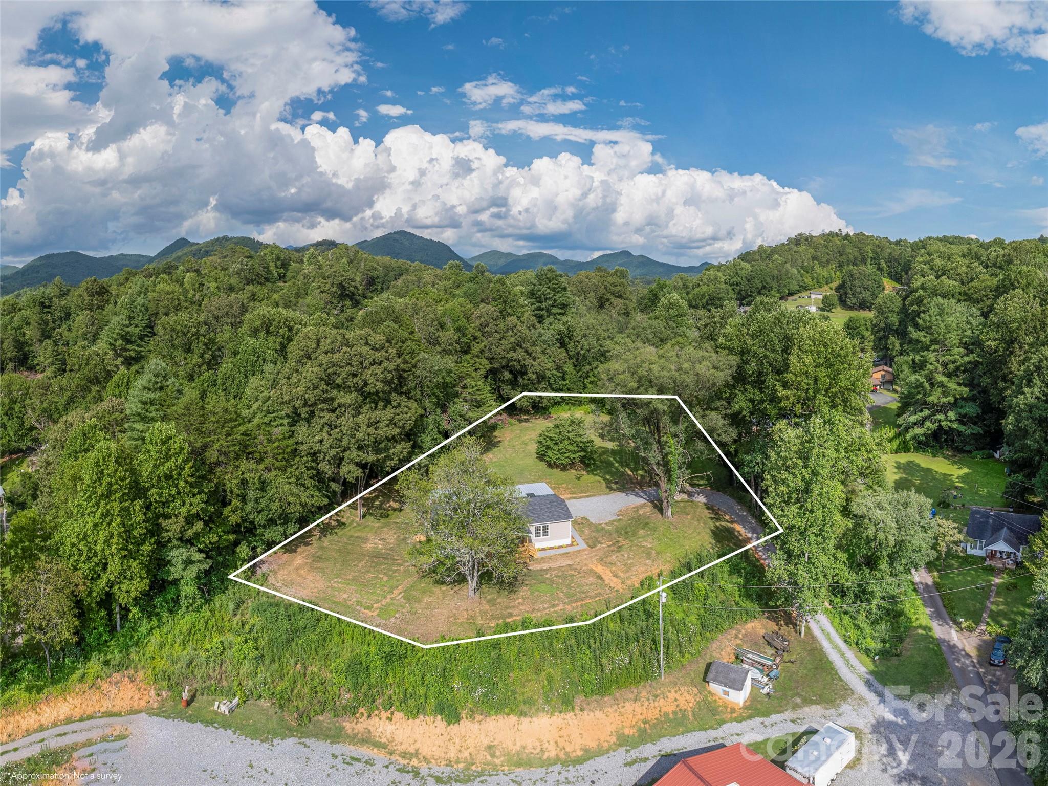 15 Joe Davis Road — Sylva