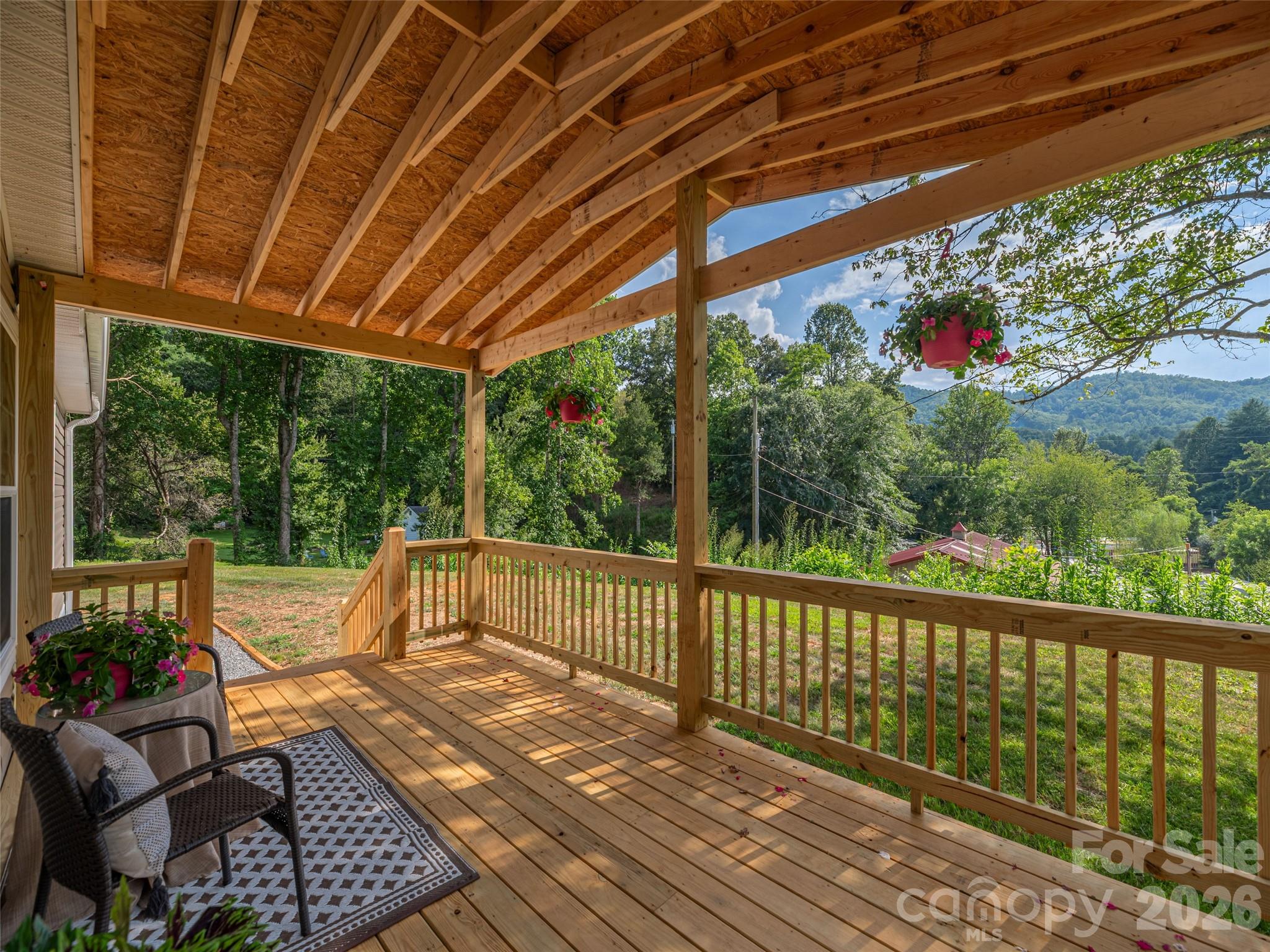 15 Joe Davis Road — Sylva