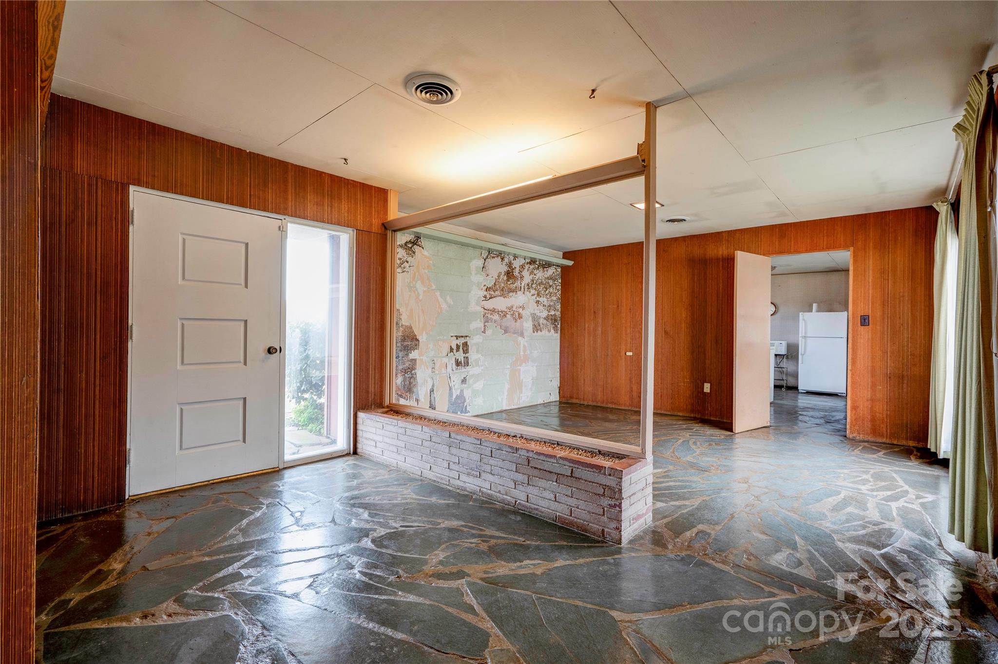 3809 Polkville Road — Shelby