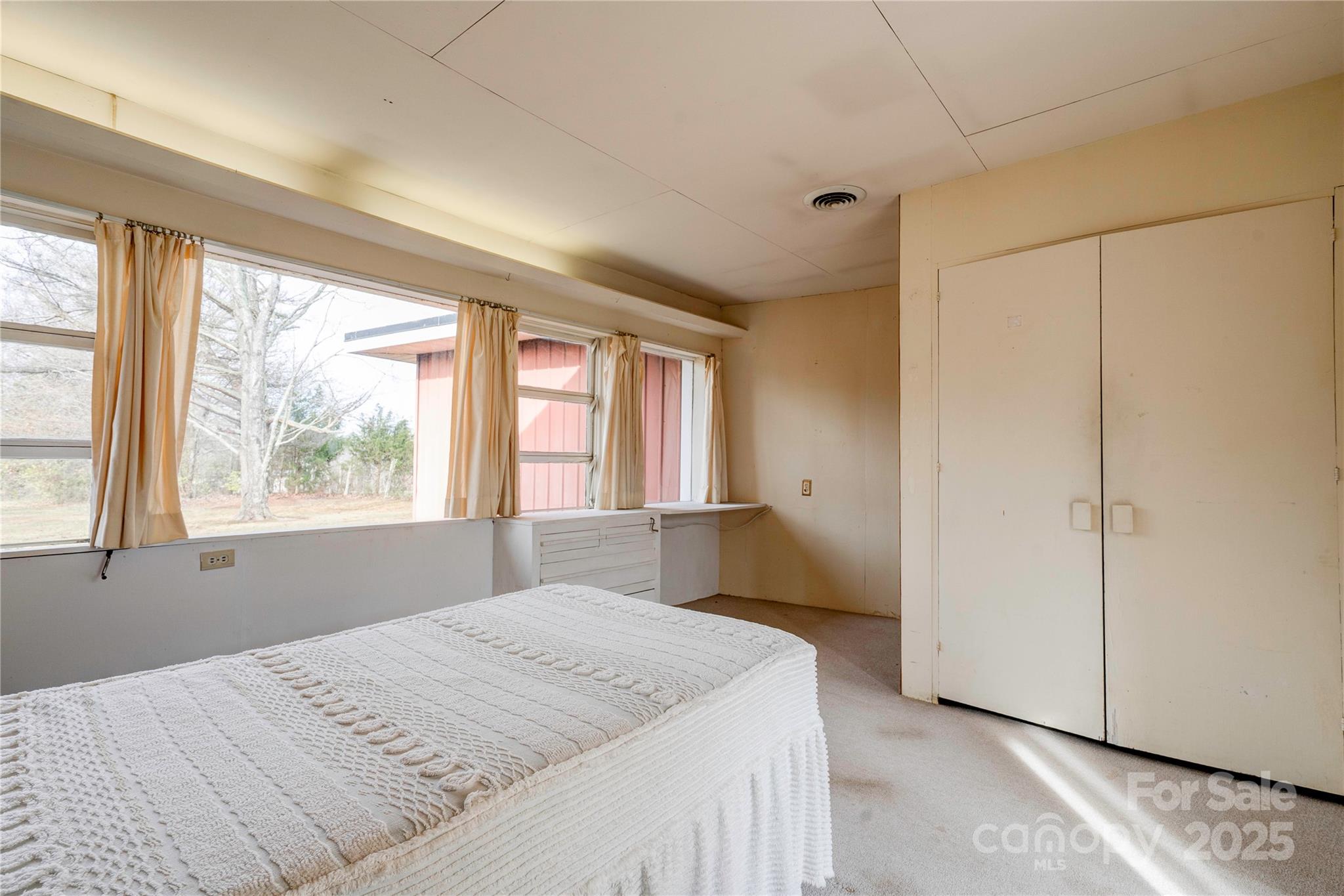 3809 Polkville Road — Shelby