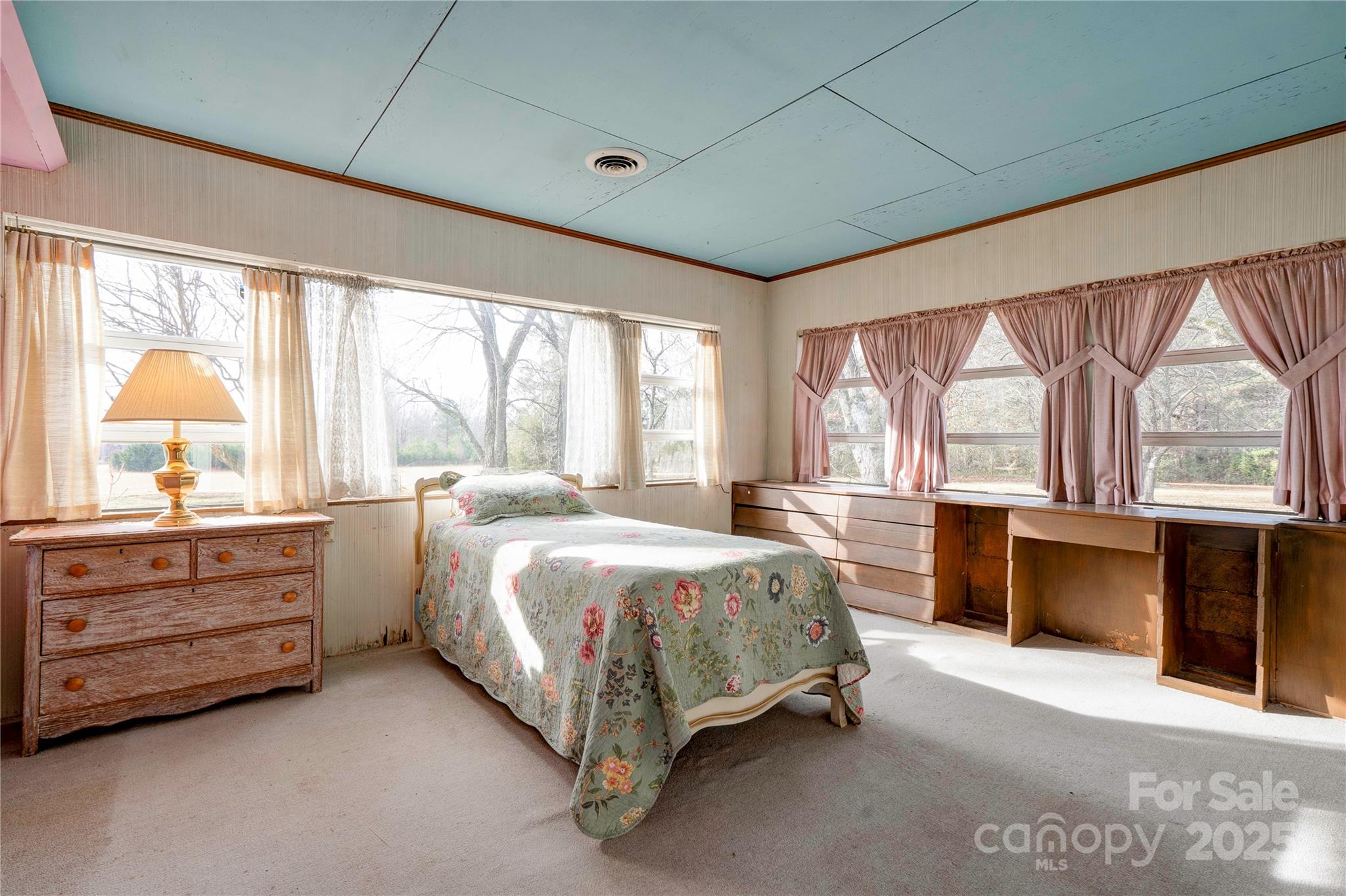 3809 Polkville Road — Shelby
