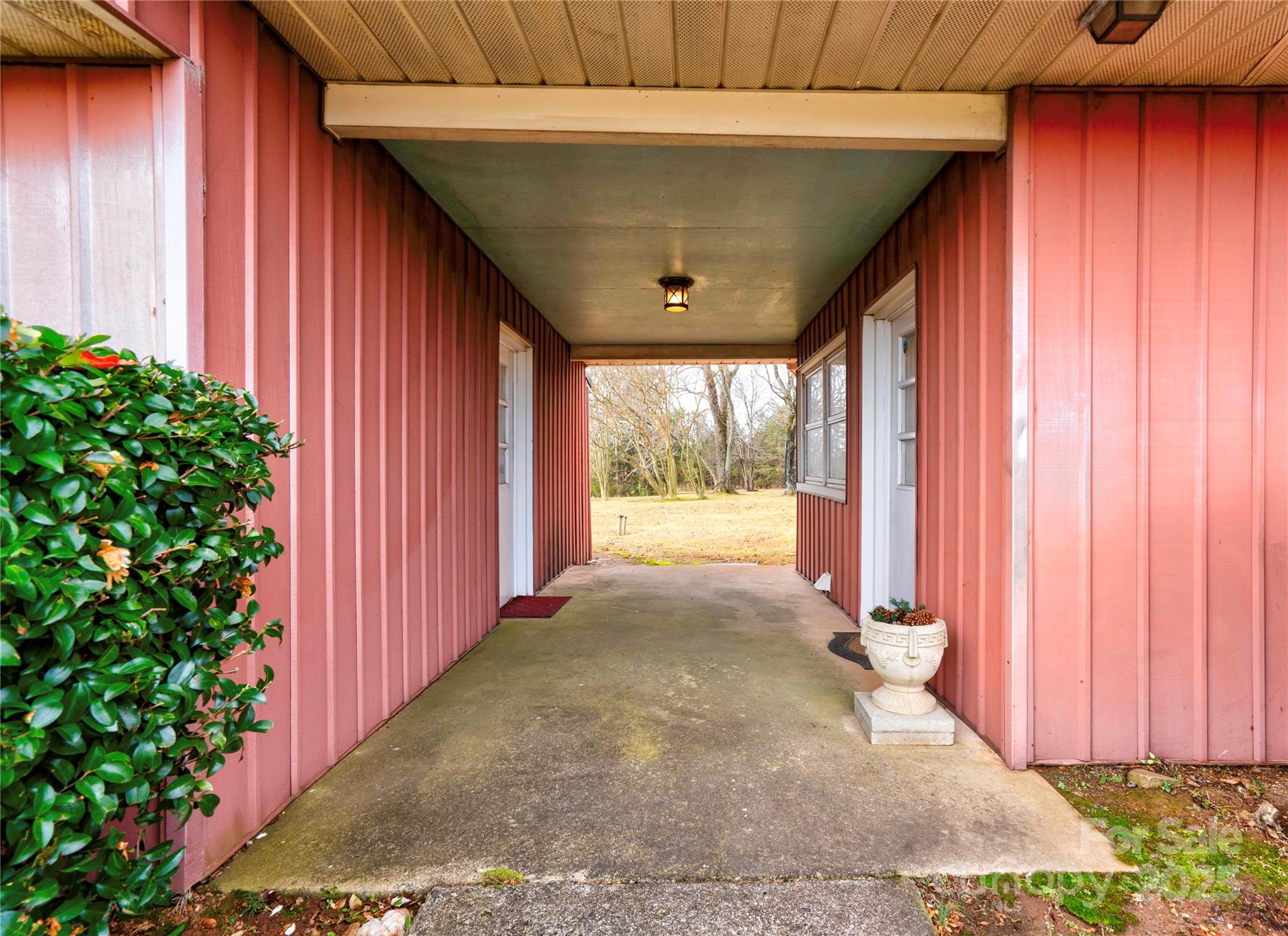 3809 Polkville Road — Shelby