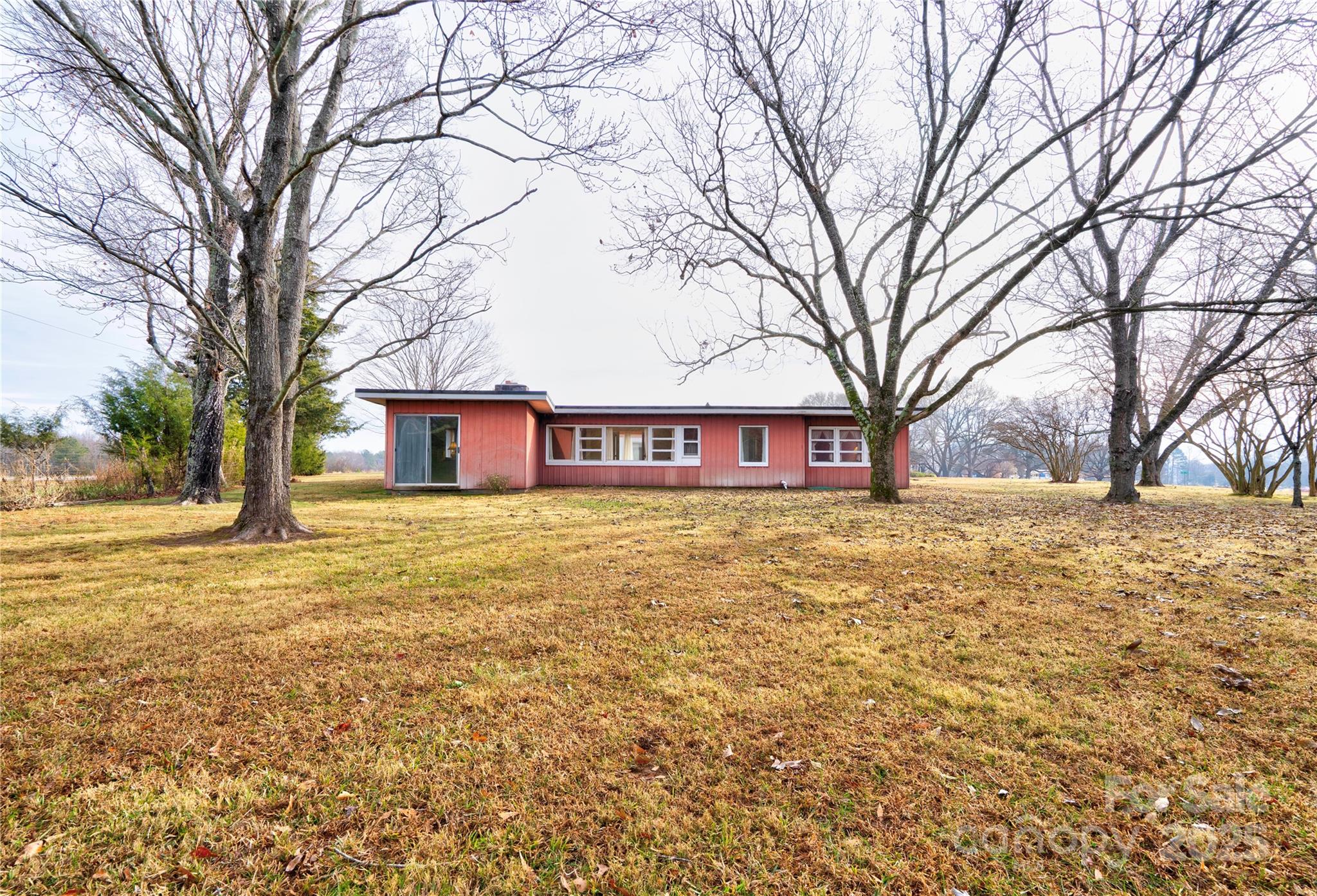3809 Polkville Road — Shelby