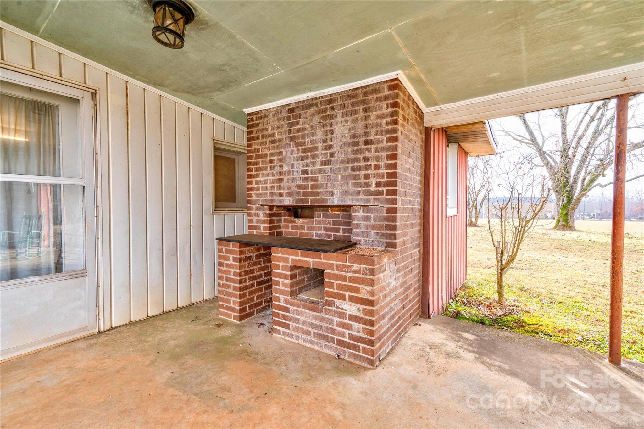 3809 Polkville Road — Shelby