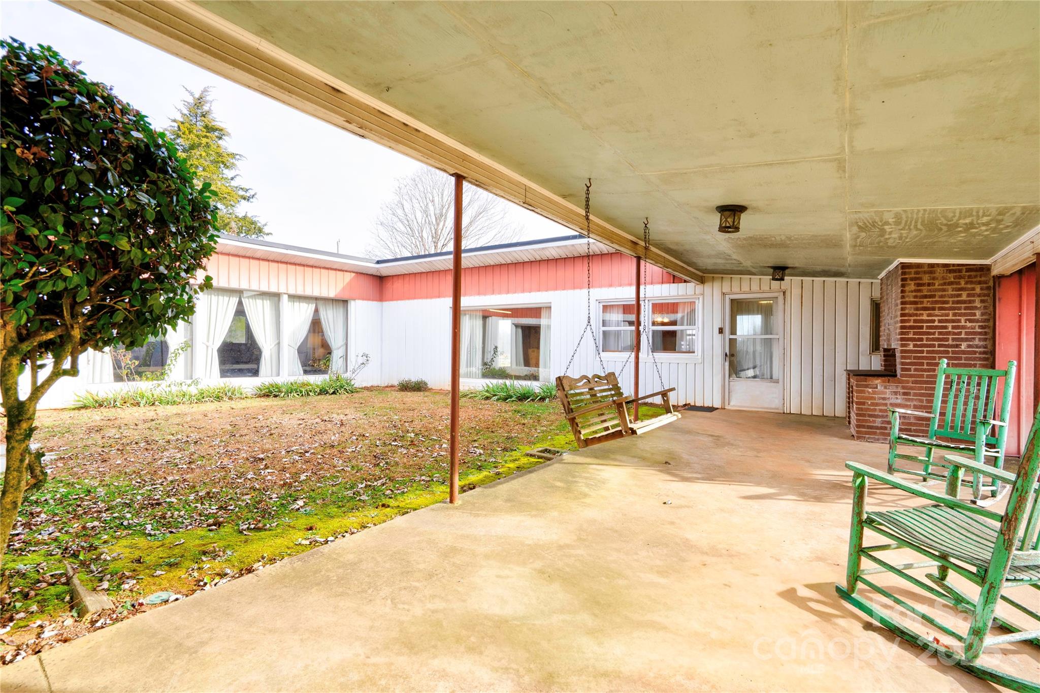 3809 Polkville Road — Shelby