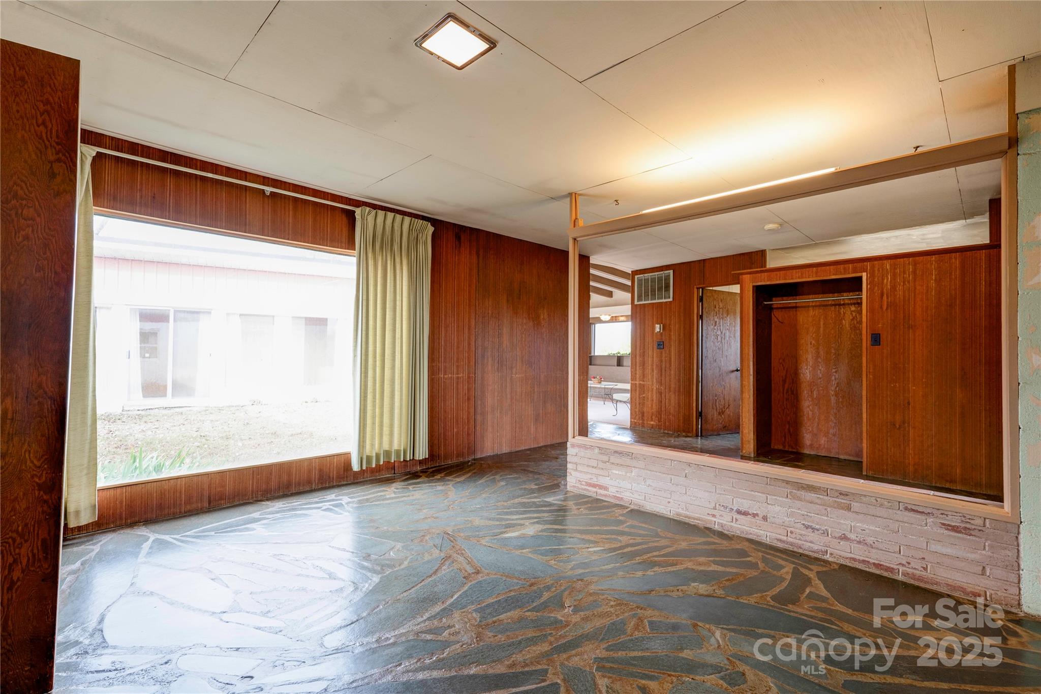 3809 Polkville Road — Shelby