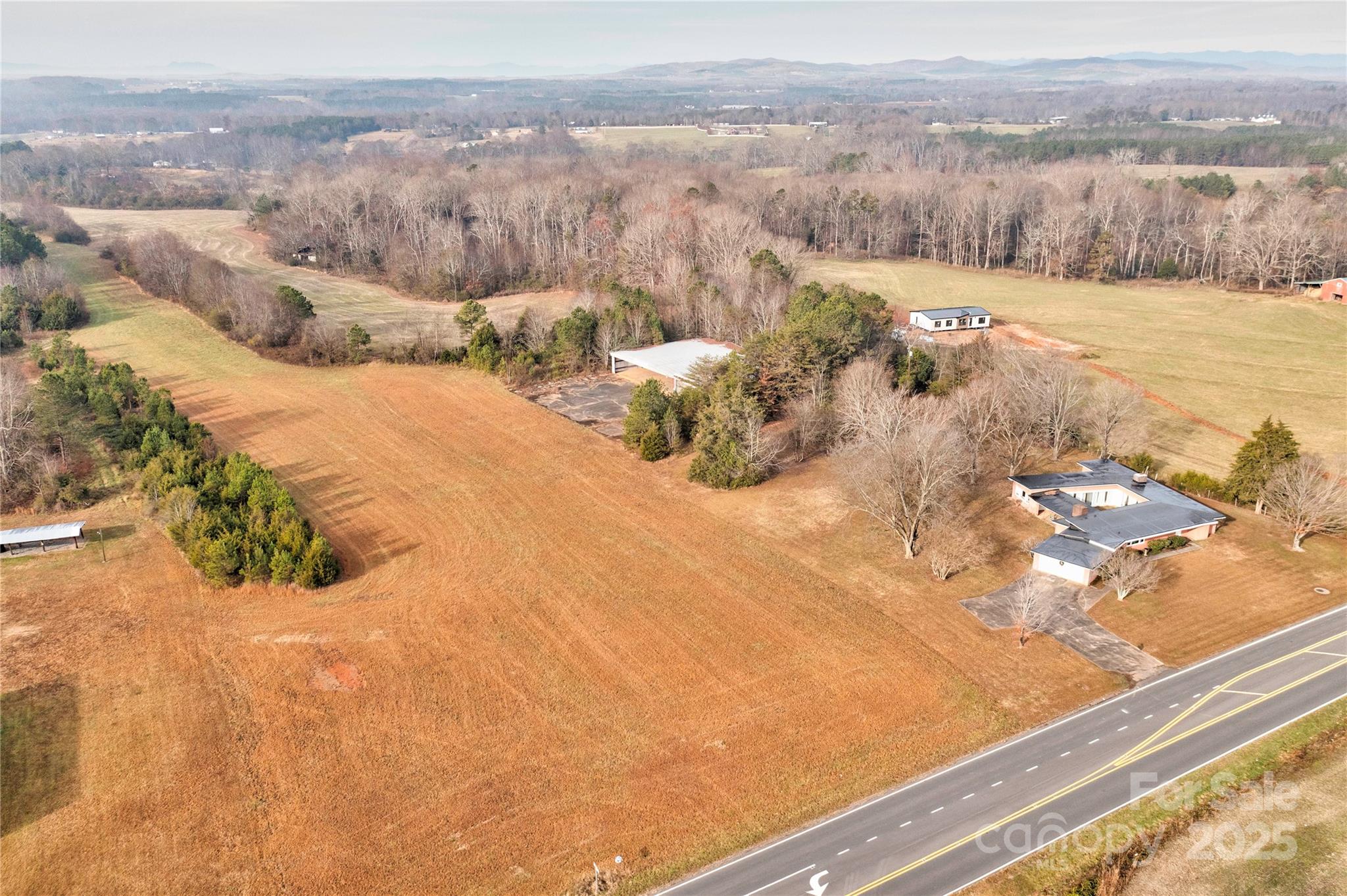 3809 Polkville Road — Shelby