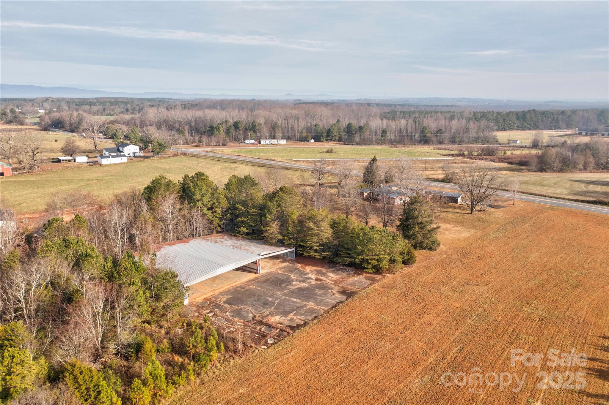 3809 Polkville Road — Shelby