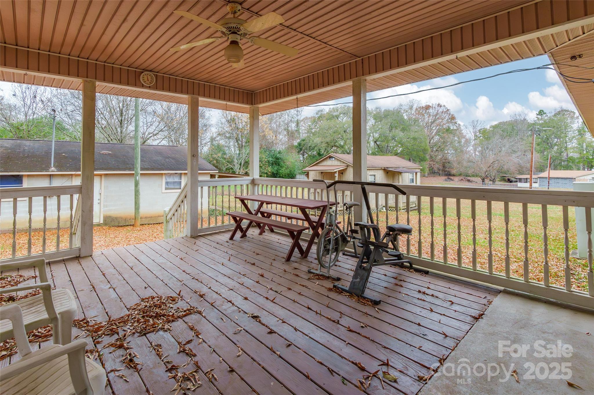 2100 JB Denton Road — Lancaster