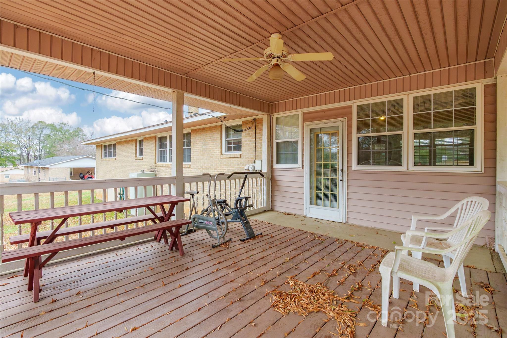 2100 JB Denton Road — Lancaster